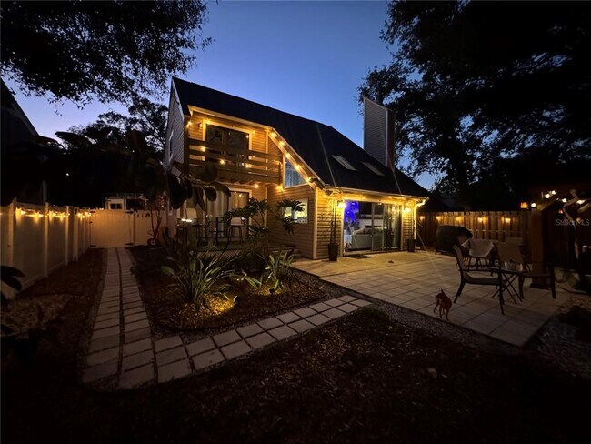 Building Photo - 4517 Groveland Ave