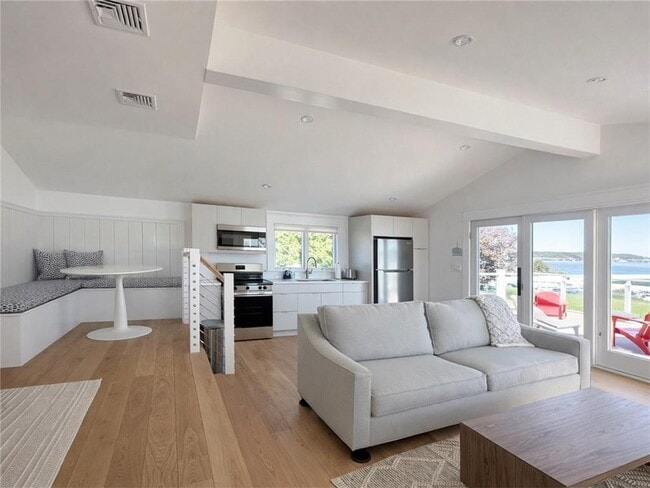 Building Photo - 193 Seaconnet Blvd