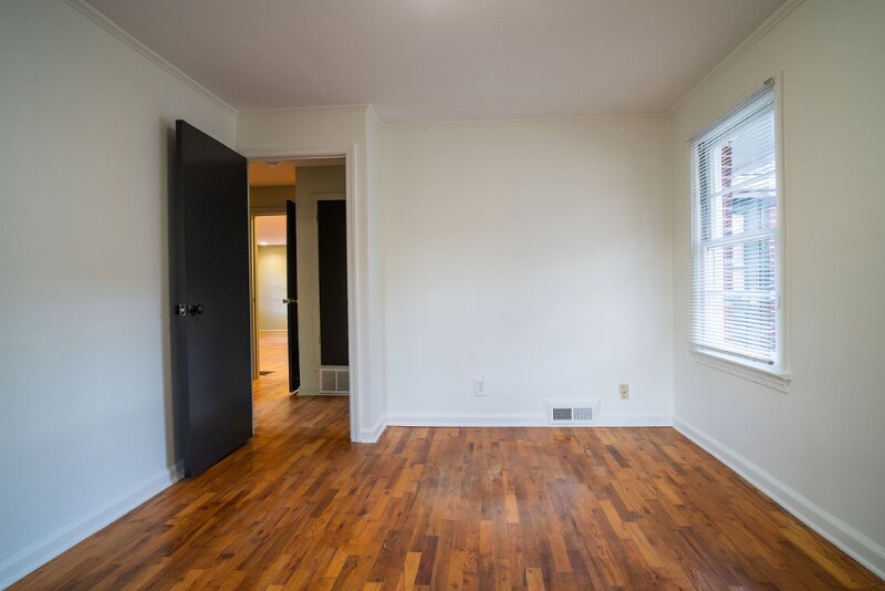 Building Photo - 2063 Delano Dr NE