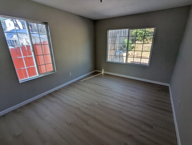 Building Photo - 706 Appian Way