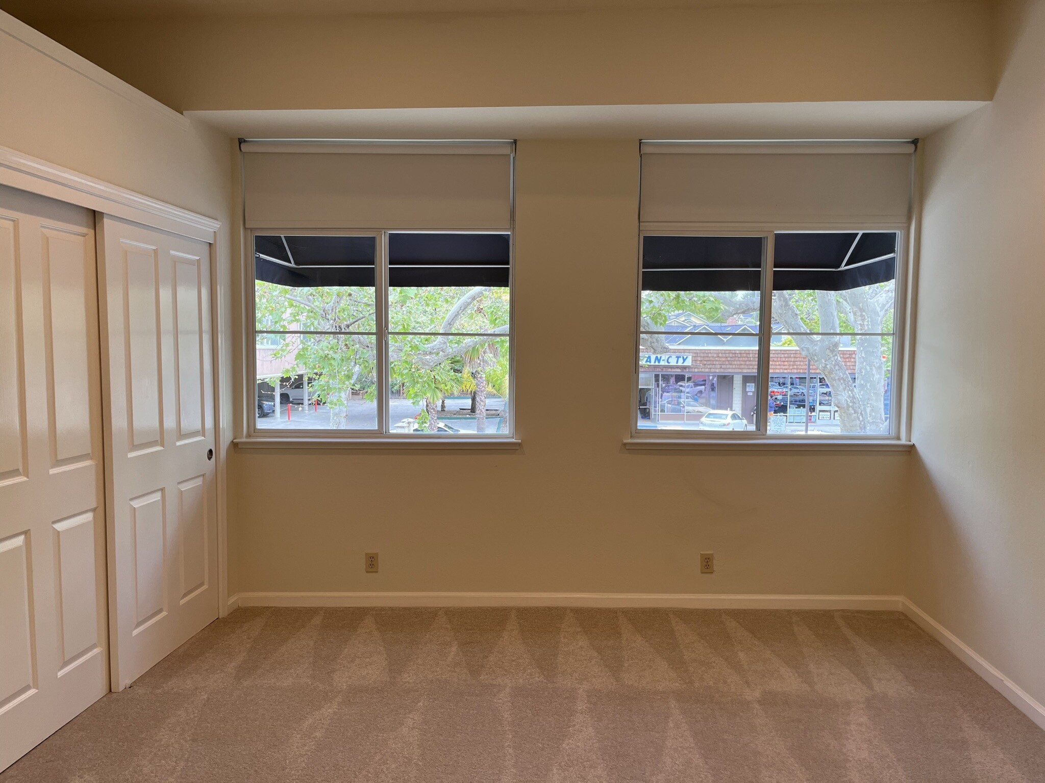 Primary Bedroom - 654 N Santa Cruz Ave