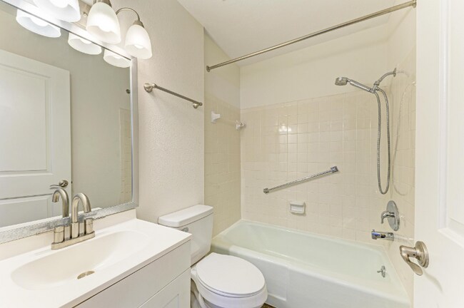 Building Photo - 616 Guild Dr