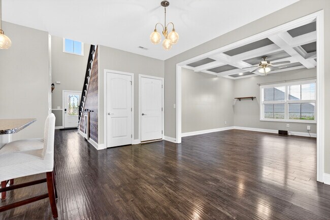 Building Photo - 104 Woodtrace Ct
