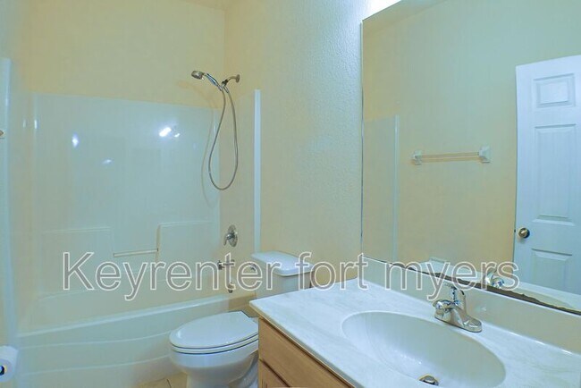 Building Photo - 2514 55th St SW