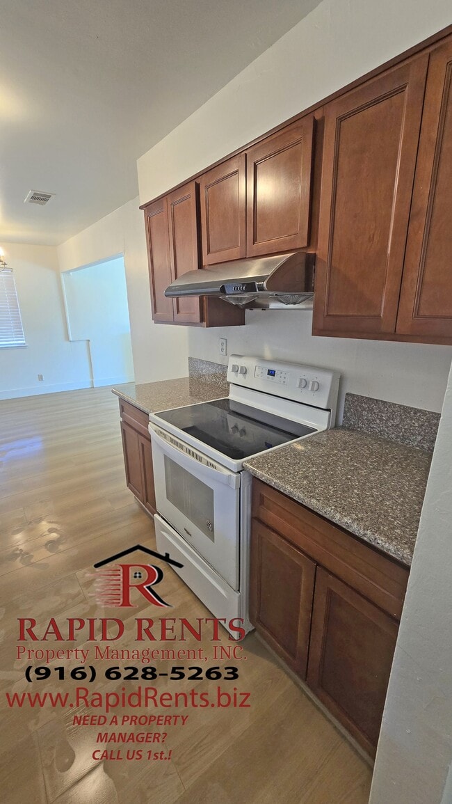 Building Photo - 7571 Red Willow St