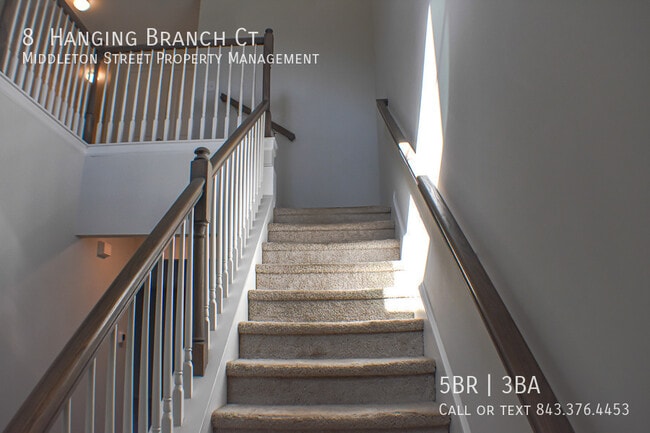 Building Photo - 8 Hanging Branch Ct.