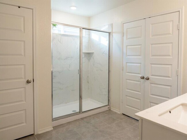 Building Photo - 4653 Alfano Loop