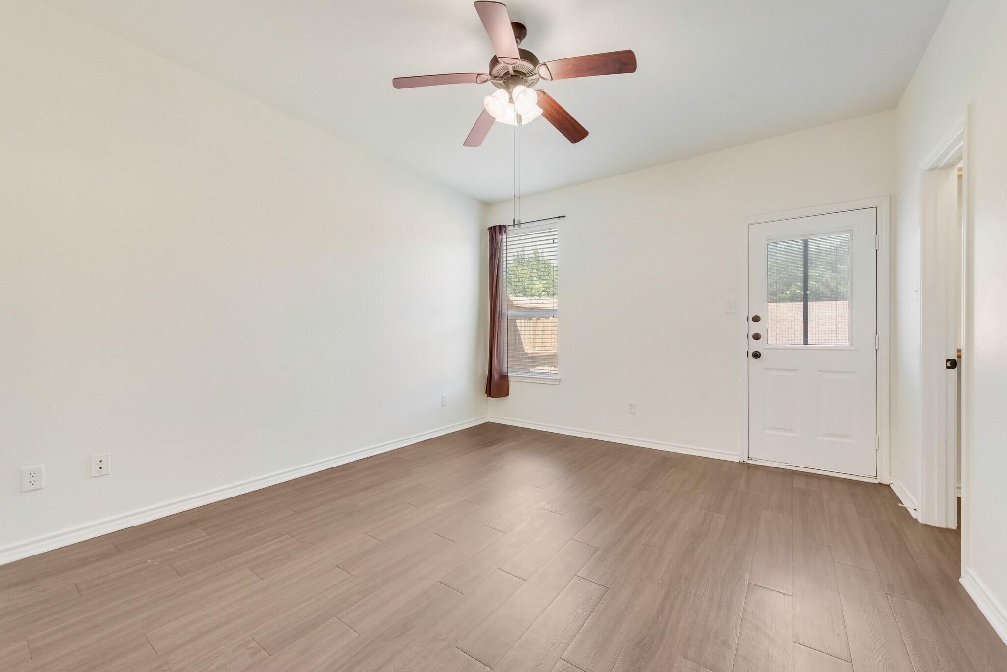 Building Photo - 358 Armstrong Ln