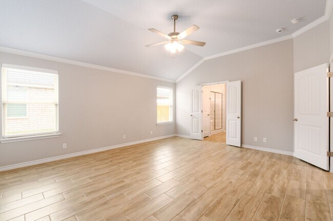 Building Photo - 3 Bdrm 2 Bath in Belton