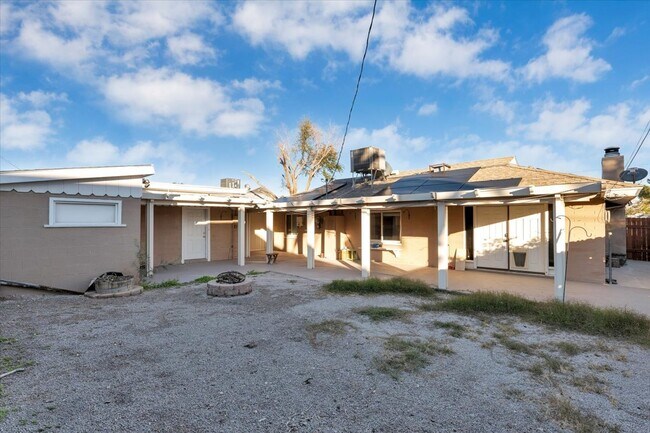 Building Photo - 2008 Franklin Ave