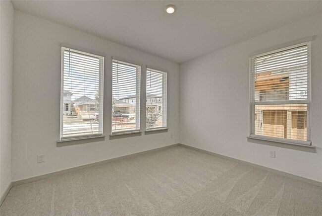 Building Photo - 28451 Hazel Trl