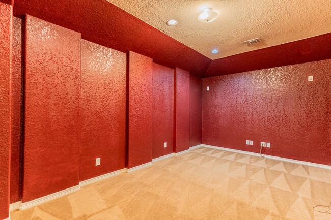 Building Photo - 14010 Bella Donna