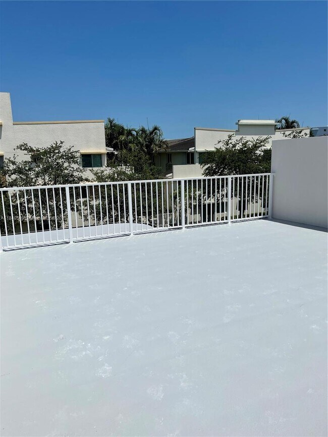 Building Photo - 25818 SW 144th Ave