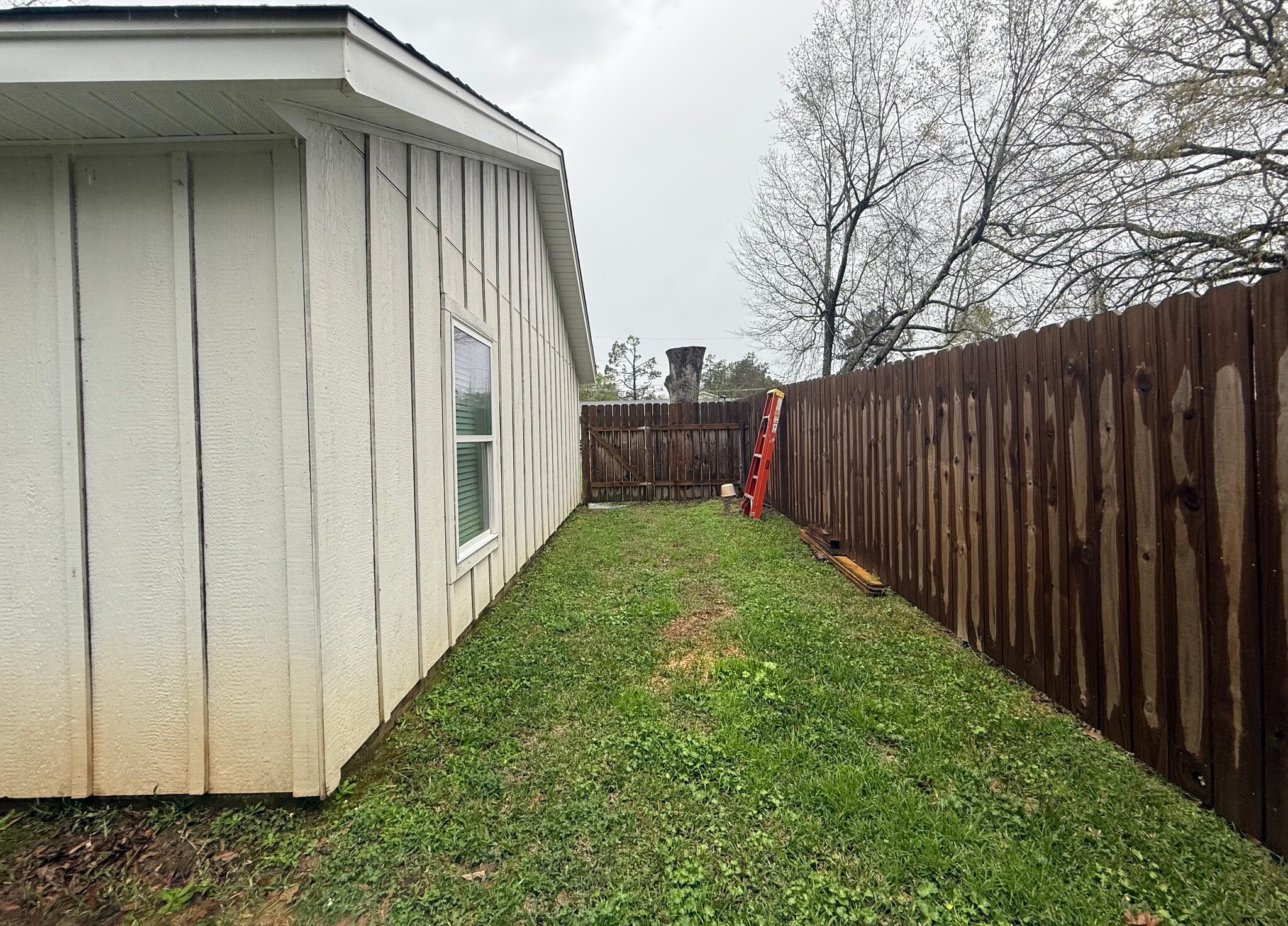 Building Photo - 99 Fairlane Dr