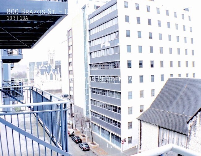 Building Photo - 800 Brazos St