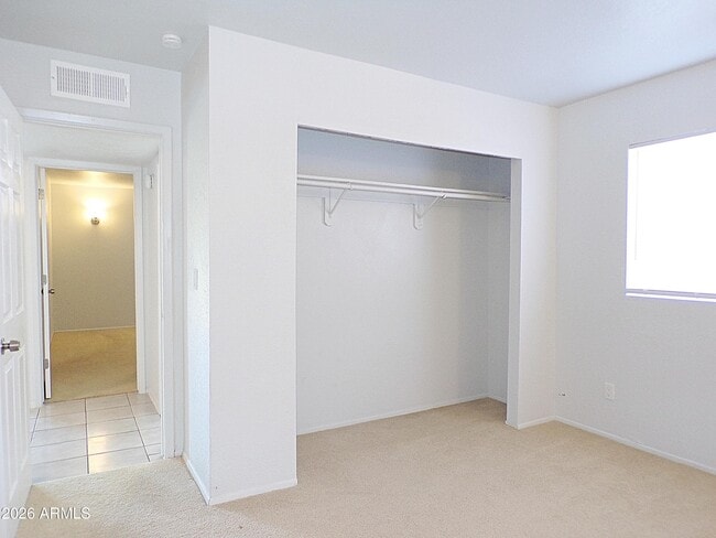 Building Photo - 4545 E Glenn Rd