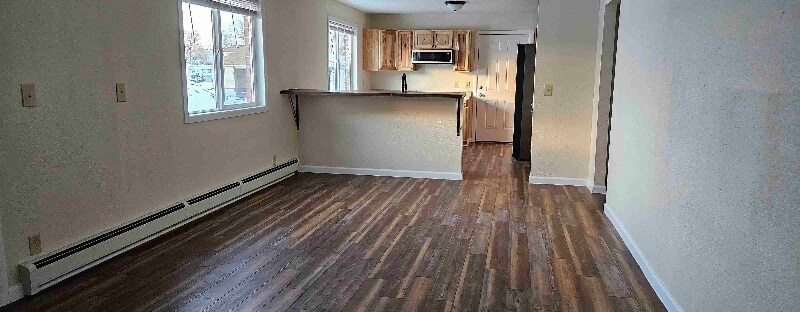 Building Photo - 14 3rd St