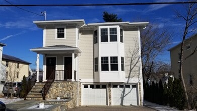 Building Photo - DeVoe Elite