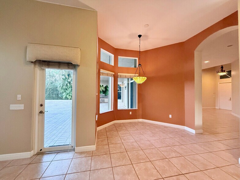 Building Photo - 15275 SW 38th St