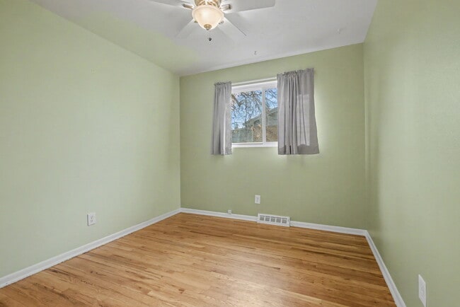 Building Photo - 8624 W Florida Ave