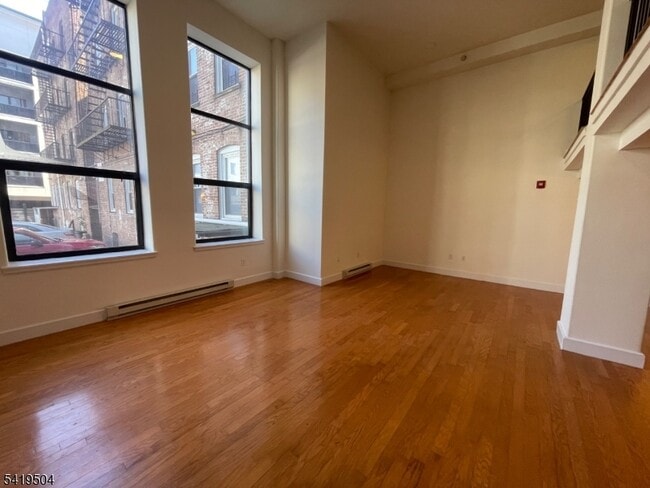 Building Photo - 141 S Harrison St