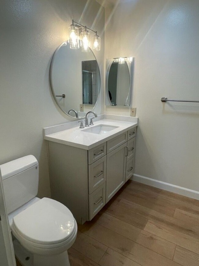 Building Photo - Charming Camarillo Retreat with Stunning M...
