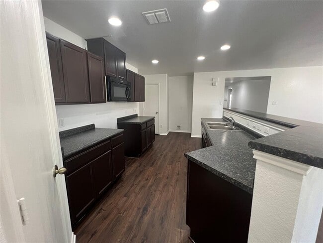 Building Photo - 270 Sheep Trail Dr