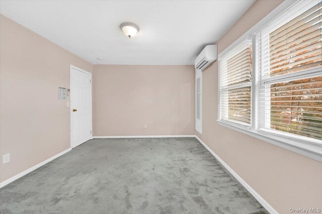 Building Photo - 169 Old Mamaroneck Rd