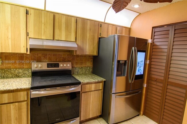 Building Photo - 8044 NW 41 Ct