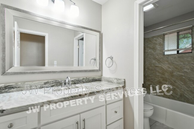 Building Photo - 1476 St Christopher Dr