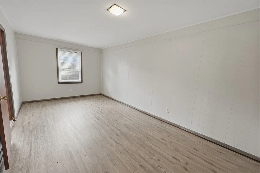 Building Photo - 4442 Millvale Dr SW