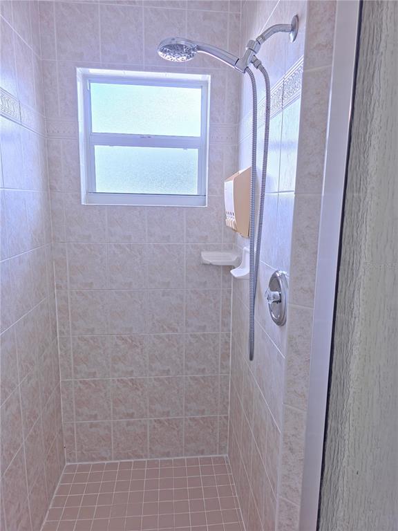 Building Photo - 395 Dorchester Dr