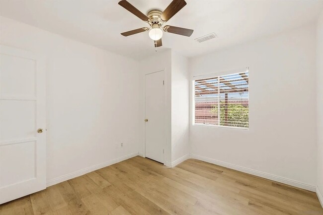 Building Photo - 6404 Zena Dr