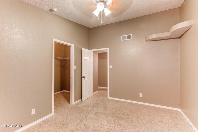 Building Photo - 3289 Emerald Point Dr
