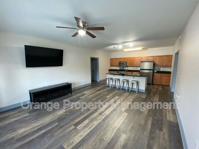 Building Photo - 1034 Shoveler Way