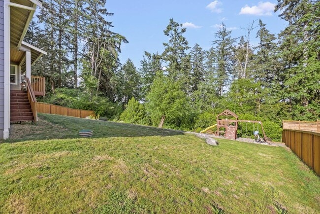 Building Photo - 3807 29th Ave Ct E