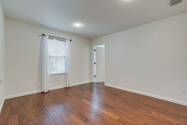 Building Photo - 6308 Parsley Hill