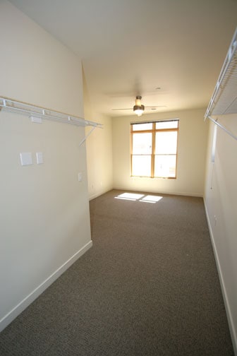 Building Photo - 335 Belvedere Ave SW