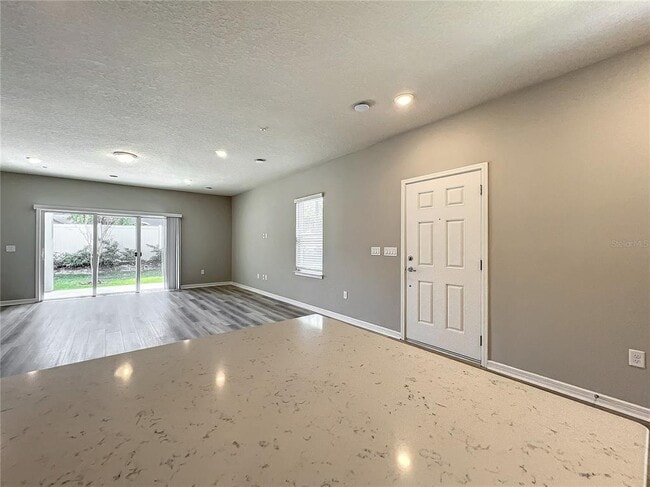 Building Photo - 1957 Canny Cv