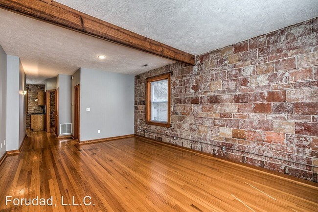 Building Photo - 2754 Harney St