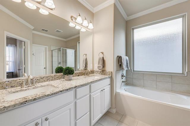 Building Photo - 5201 Texana Dr