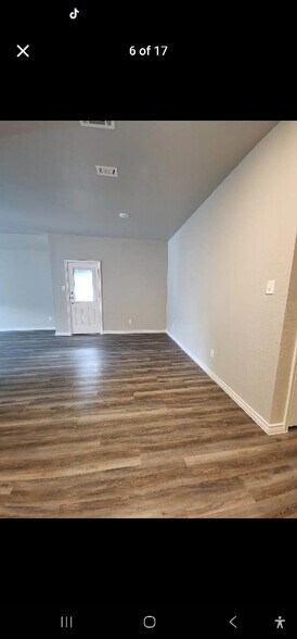 Building Photo - 205 Elbert Ln