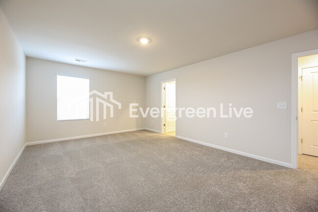 Building Photo - now