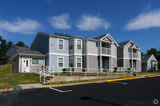 Building Photo - Brookside Station Apartments