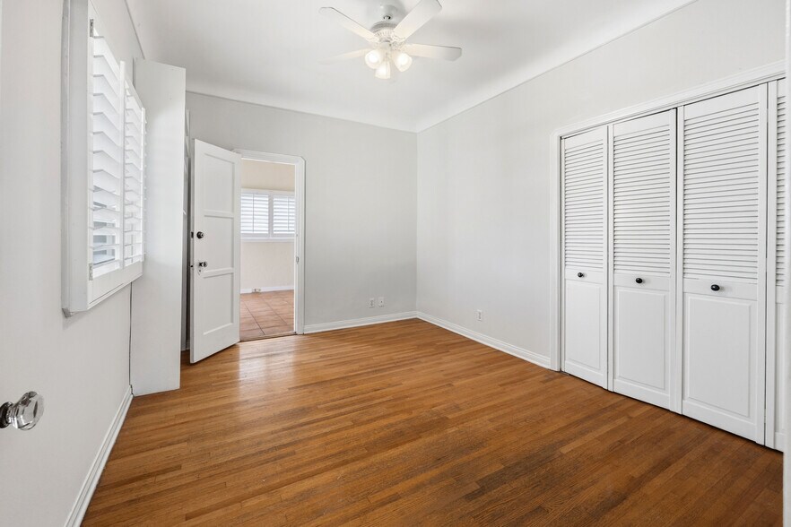 Building Photo - 166 N Arnaz Dr