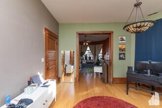 Building Photo - 2 bedroom in Chicago IL 60647