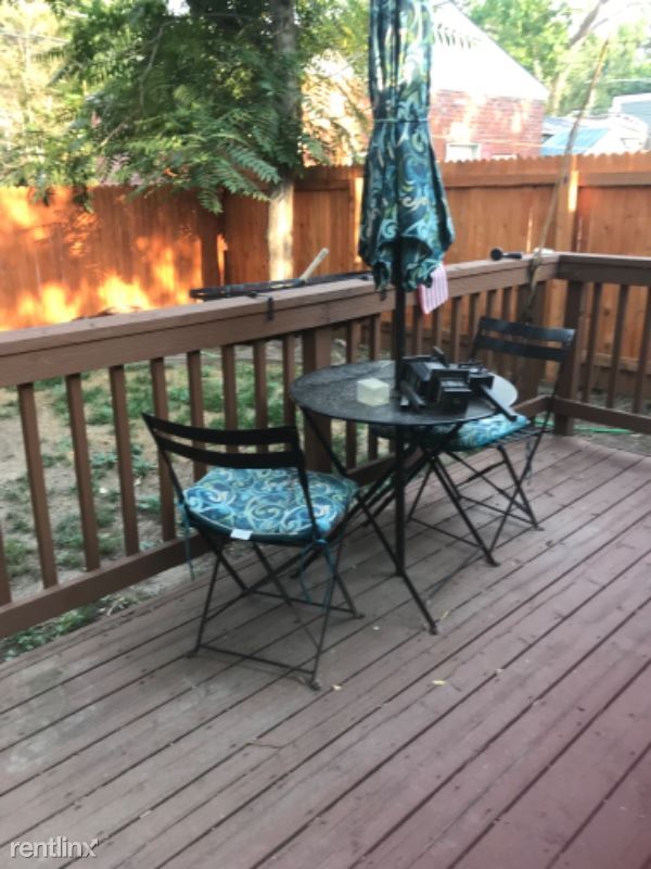 Building Photo - 2 br, 1 bath House - 110 S Washington St