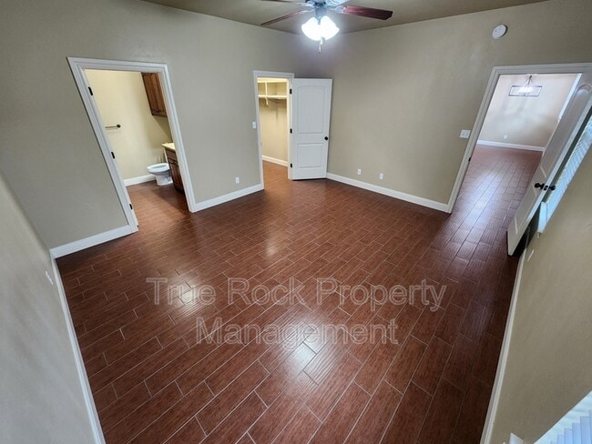 Building Photo - 1405 N Monte Vista St