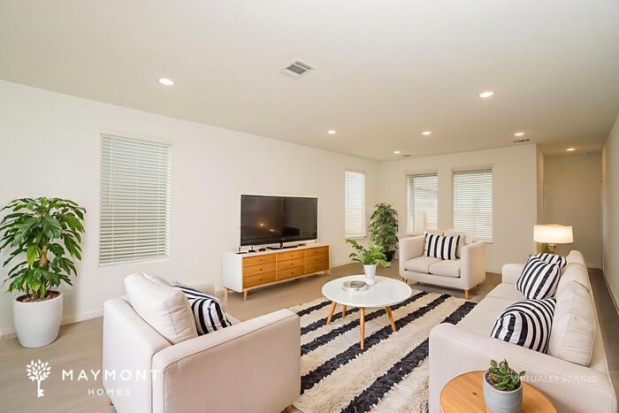 Building Photo - 268 Flathead