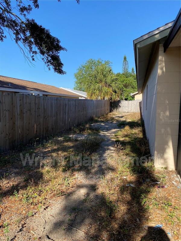 Building Photo - 9520 Drakemill Ct